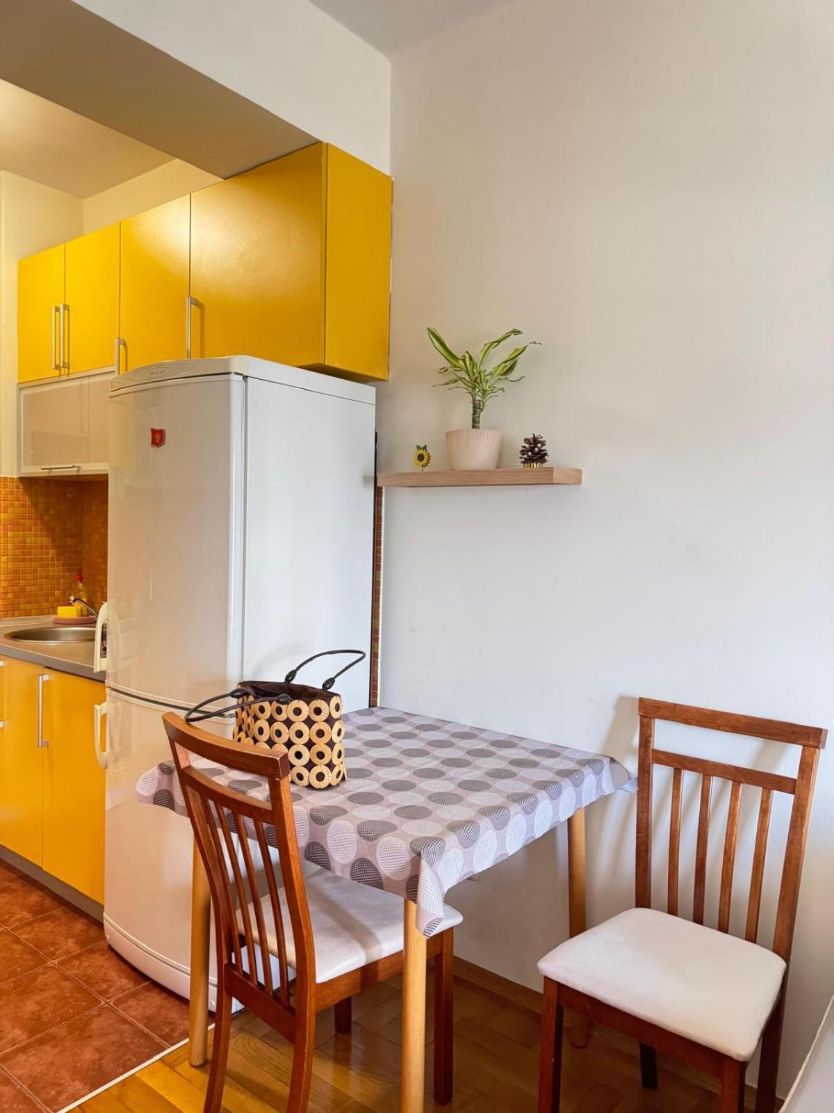 Sunny Place Podgorica Exterior photo